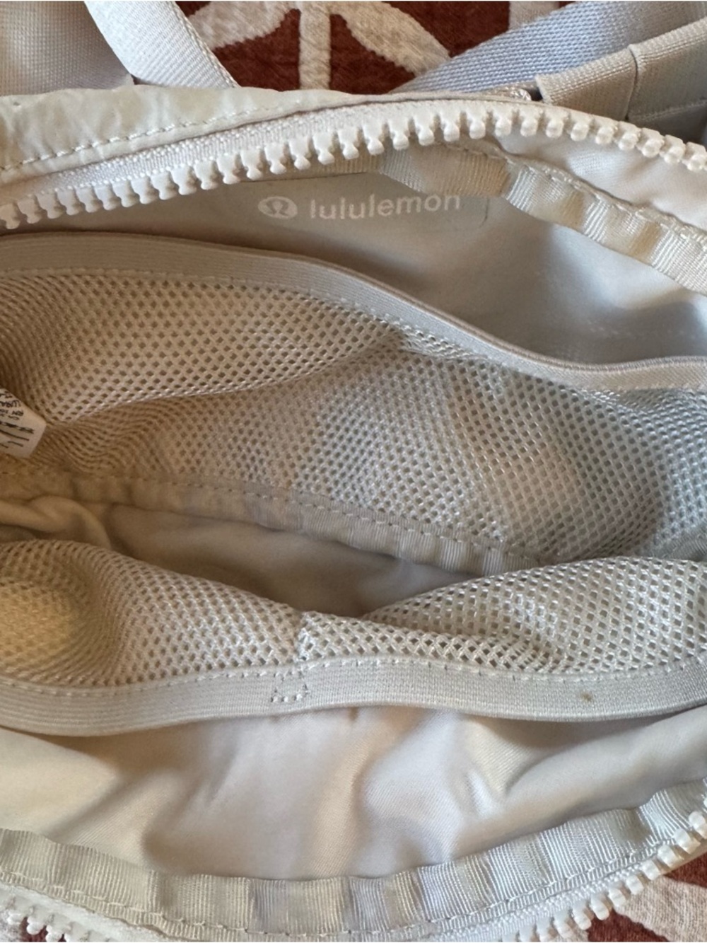 Lululemon bag - Picture 5 of 7